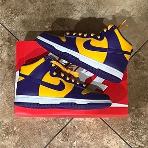 DS Laker Dunk Highs!